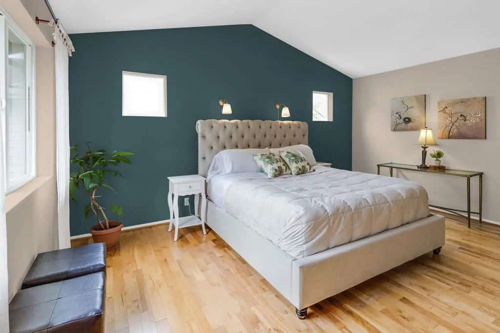 Bedroom Paint Colors Example - Scheme 3